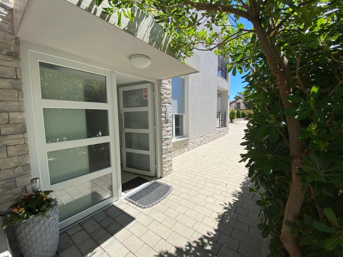 Apartmani Villa Adriatic Vir Dış mekan fotoğraf