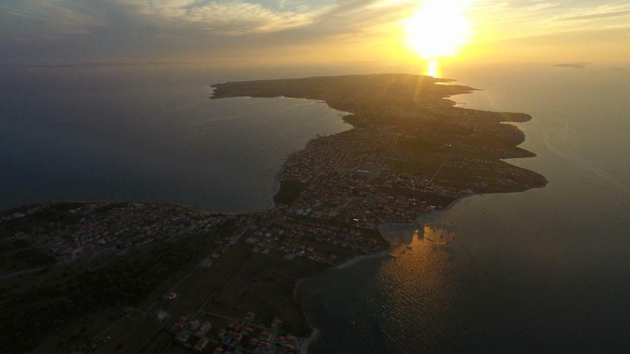 Apartmani Villa Adriatic Vir Dış mekan fotoğraf